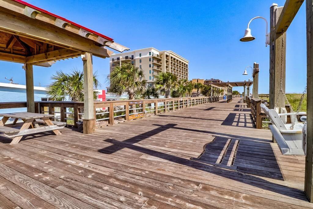 Oceanfront * Pool * Elevator * Boardwalk Daire Carolina Beach Dış mekan fotoğraf